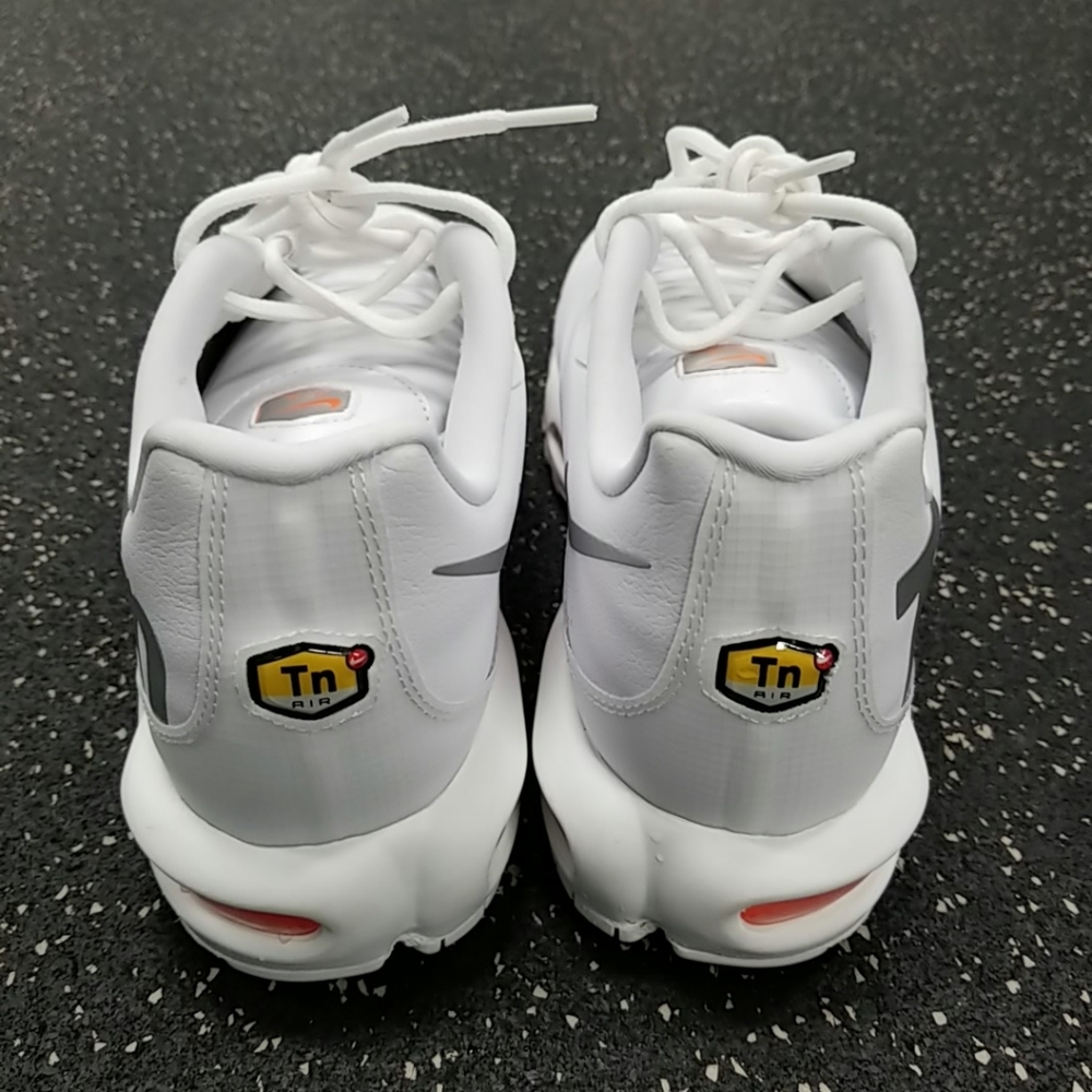 Nike Air Max Plus TN SE Big Logo Mens sz 11 - Picture 5 of 5